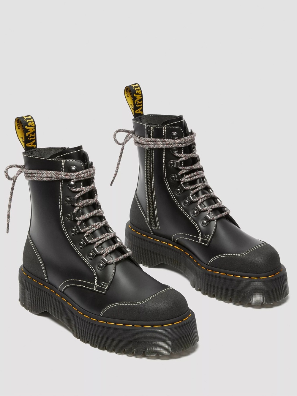 Dr. Martens MORENO BEX SMOOTH LEATHER PLATFORM BOOTS Size US9 UK7 Like New
